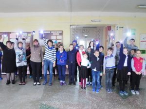 Подробнее о статье Акция  «Зажги синим» в Кривовской школе