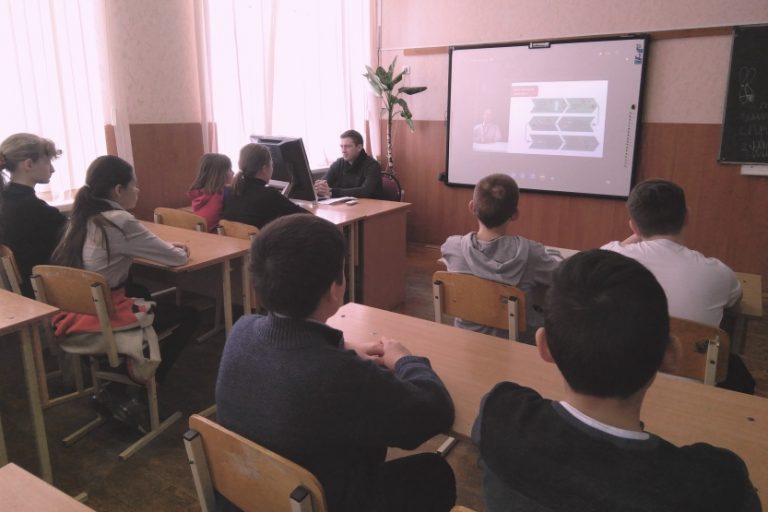 Подробнее о статье Интерактивная встреча с обучающимися