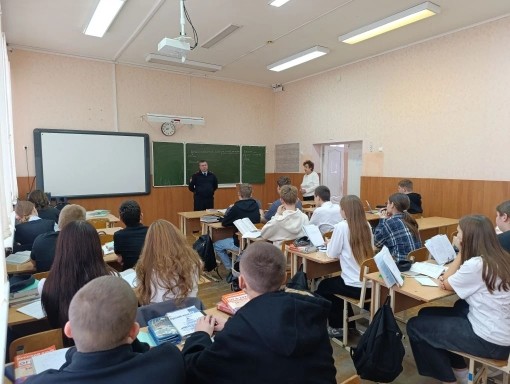 Подробнее о статье Встреча с начальником миграционного пункта